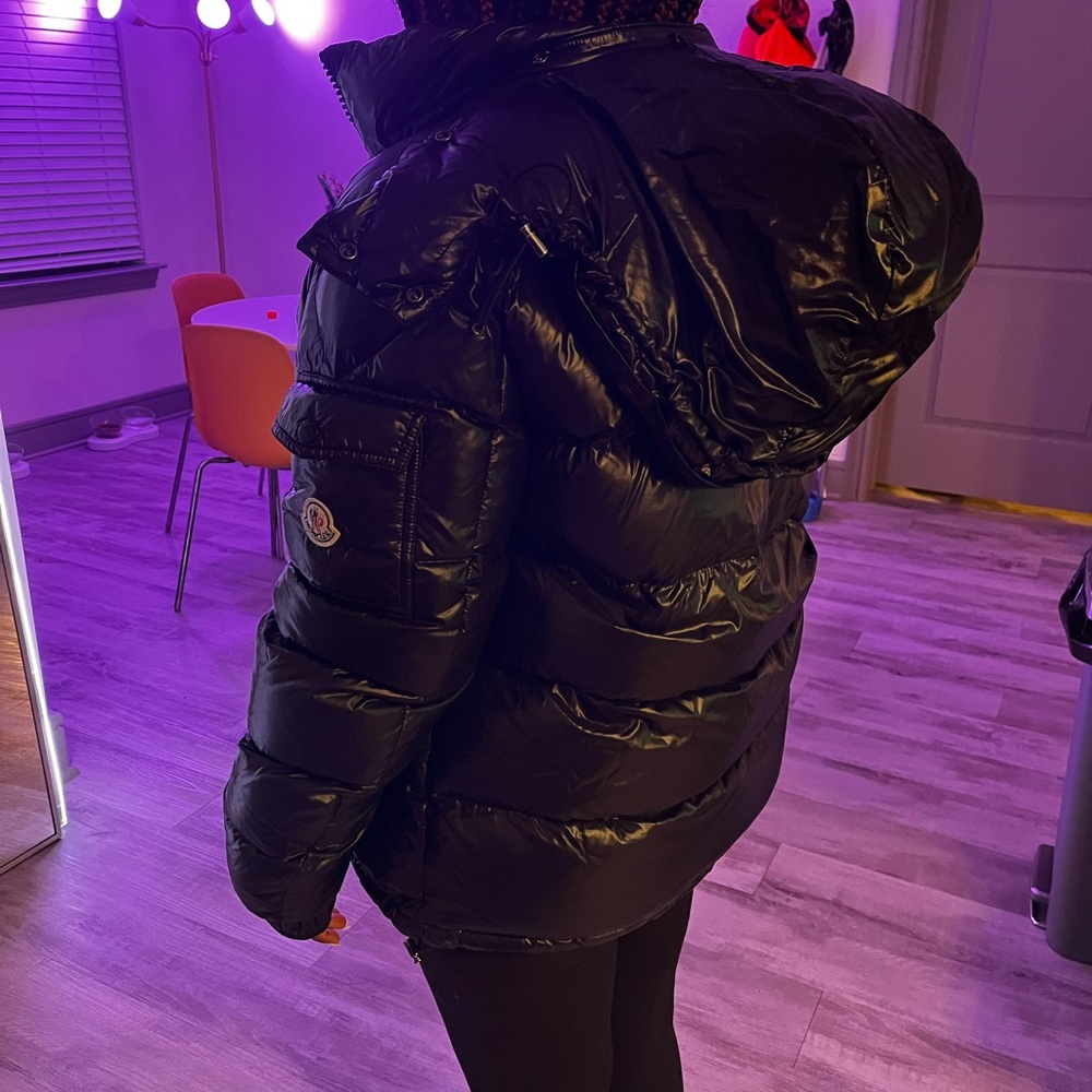 BLACK MONCLER PUFFER JACKET - MAYA